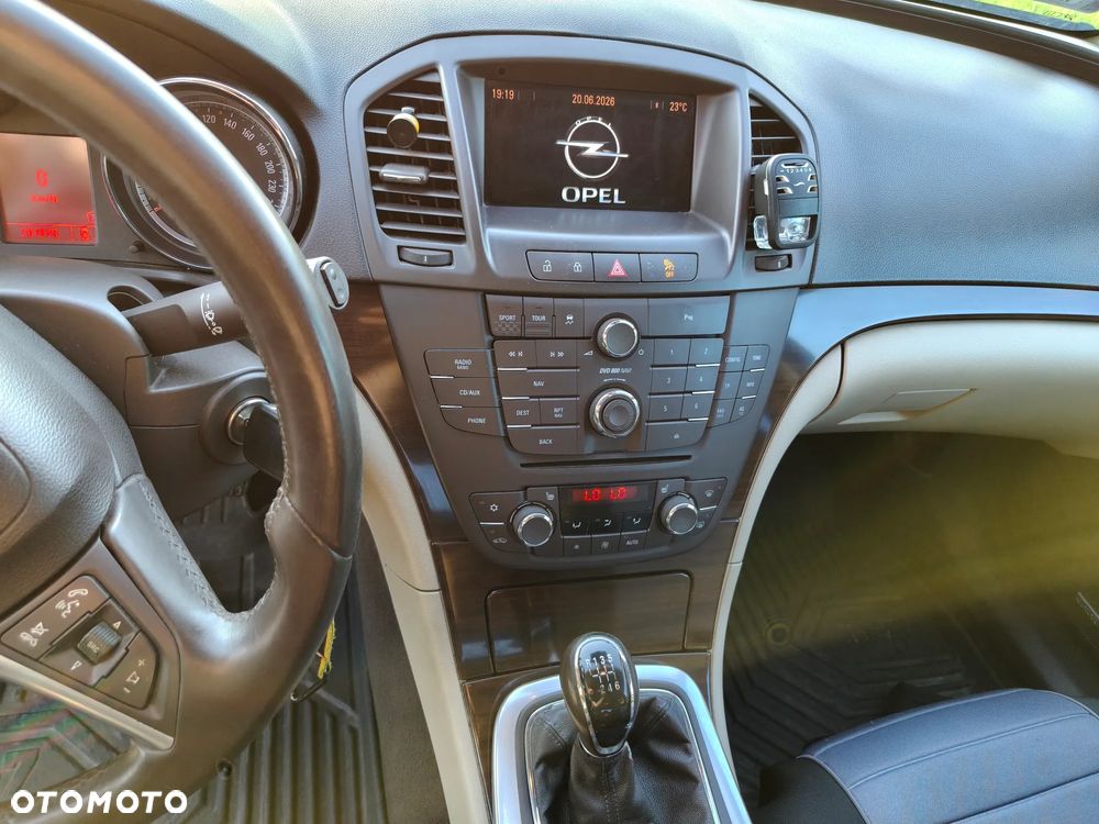 Opel Insignia 2.0 CDTI Cosmo - 10