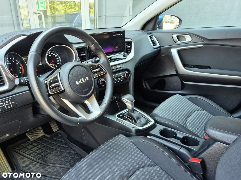 Kia Ceed 1.5 T-GDI M DCT - 12
