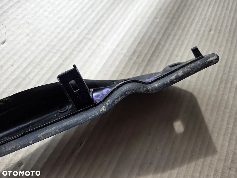 Zakończenie narożnik podszybia prawy Citroen Berlingo IV Peugeot Partner IV Peugeot Rifter  9819414180 - 7