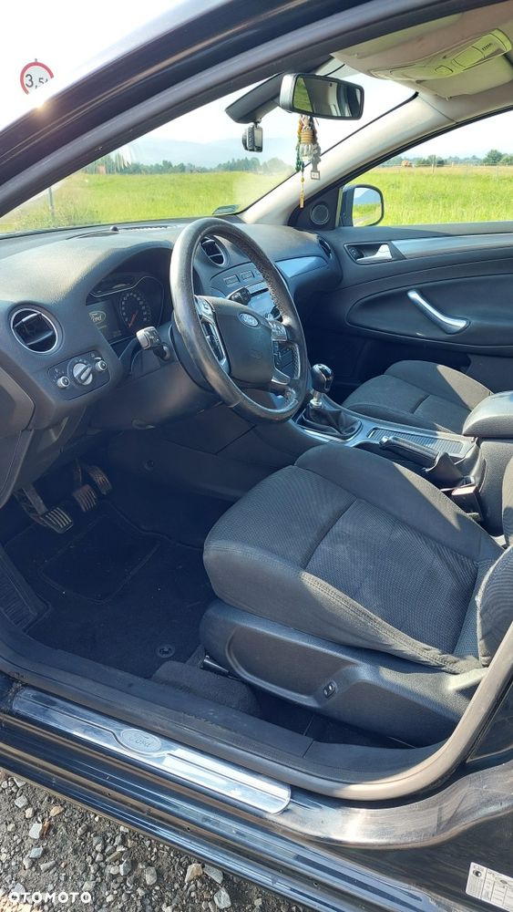 Ford Mondeo 2011 photo 4