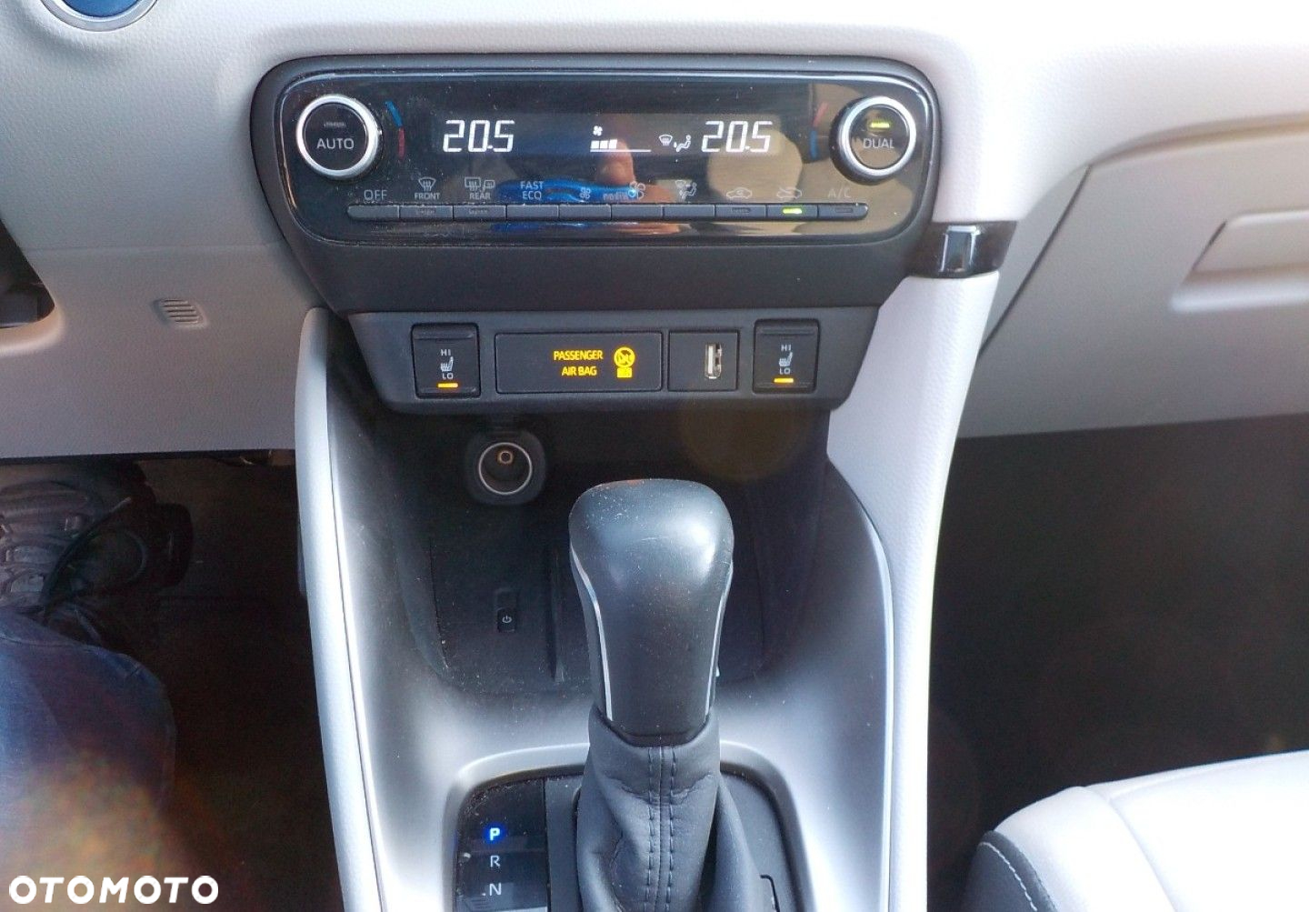 Toyota Yaris - 38