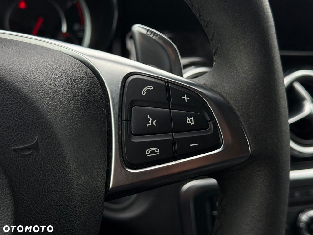 Mercedes-Benz GLA AMG 45 4-Matic - 18