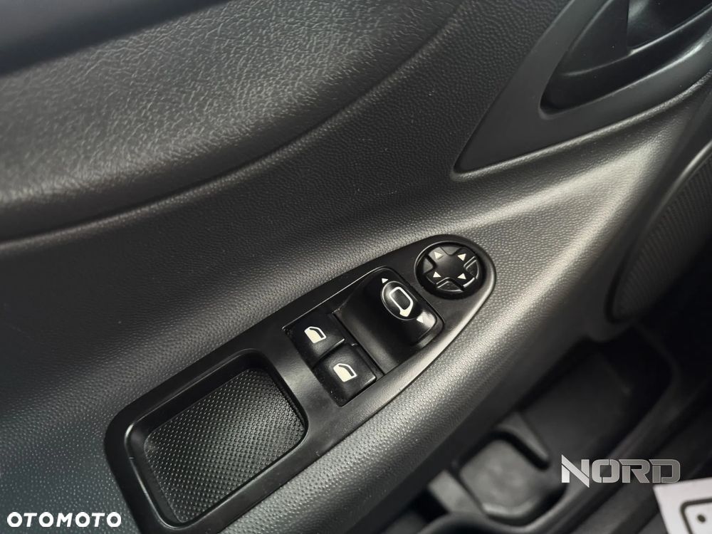 Fiat Scudo 2.0 Deluxe - 17