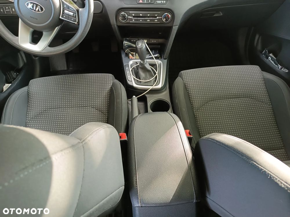 Kia Ceed 1.4 S - 10