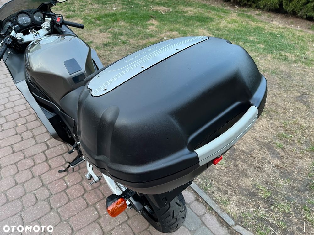 Honda CBR - 23