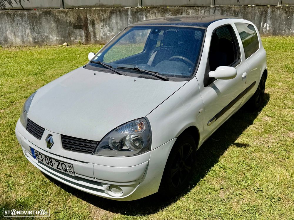 Renault Clio - 6
