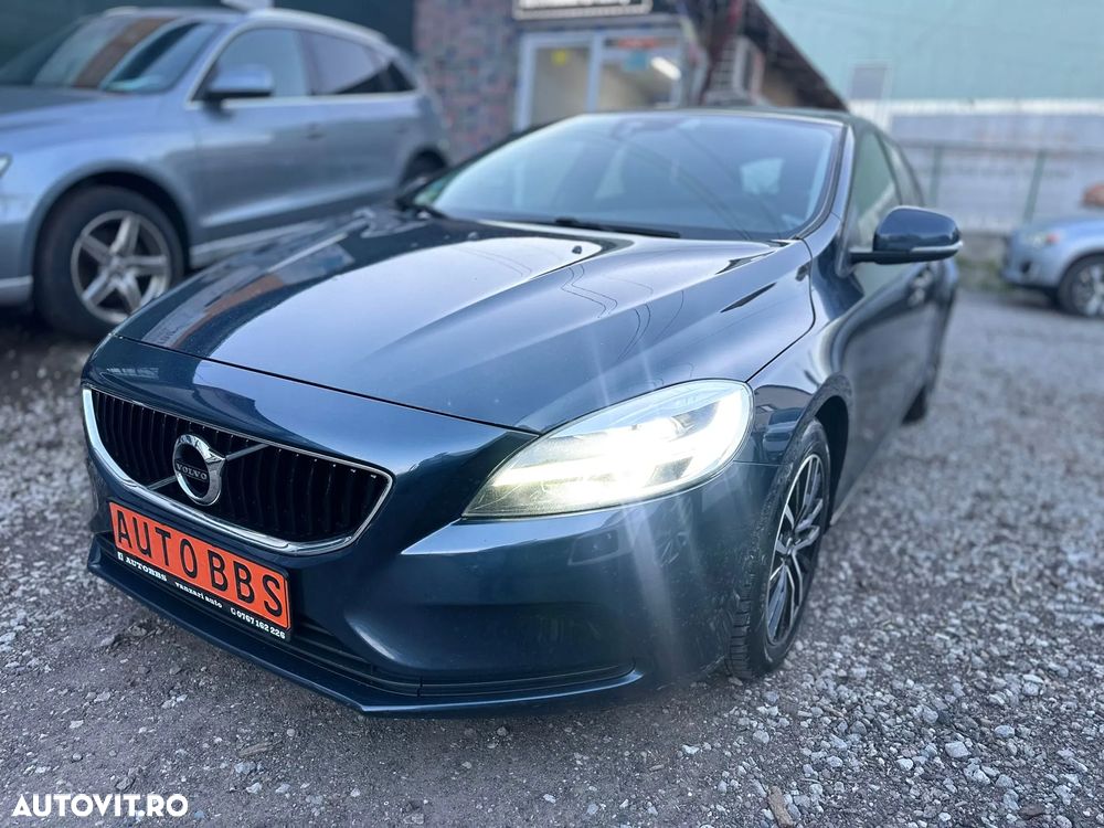 Volvo V40 D3 Geartronic Kinetic - 1