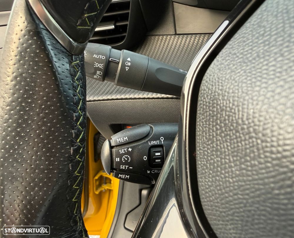 Peugeot 208 1.2 PureTech GT - 14