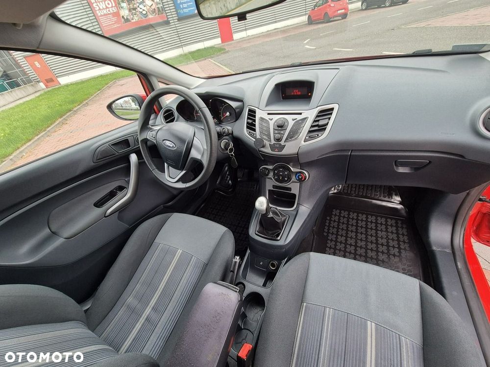 Ford Fiesta 1.25 Trend - 11