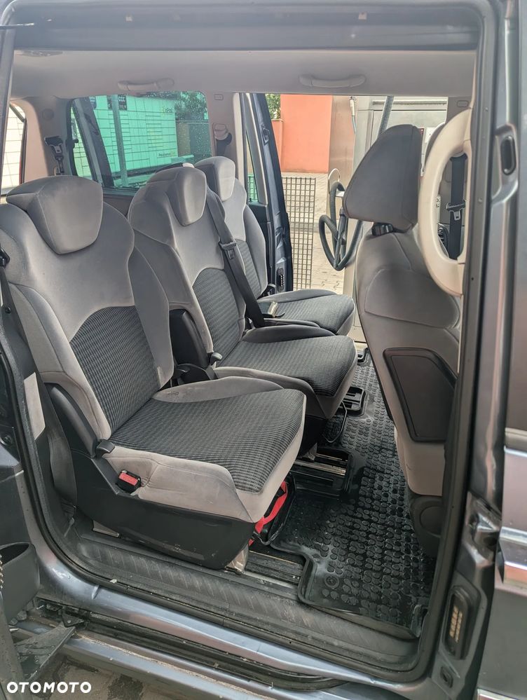 Citroën C8 2.2 HDi Exclusive - 2
