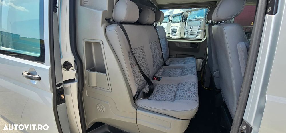 Volkswagen Transporter - 9