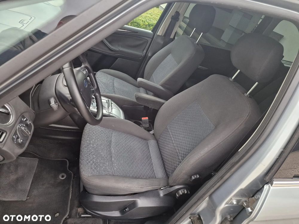 Ford Galaxy 2.0 TDCi DPF Ghia - 20