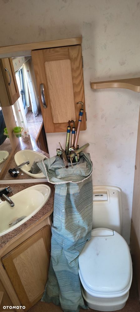 Elddis Firestorm - 35