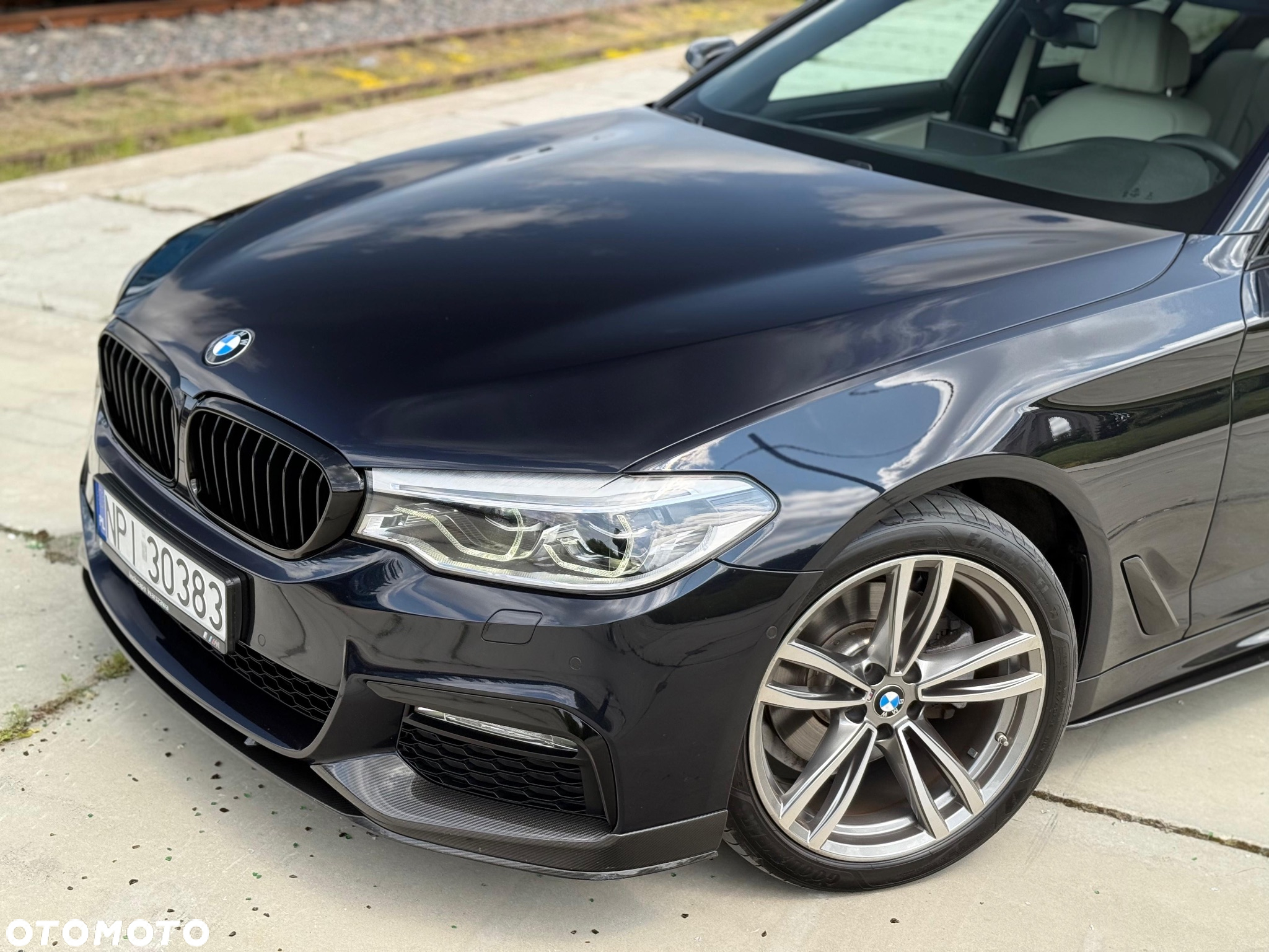 BMW Seria 5 520d xDrive M Sport sport - 31