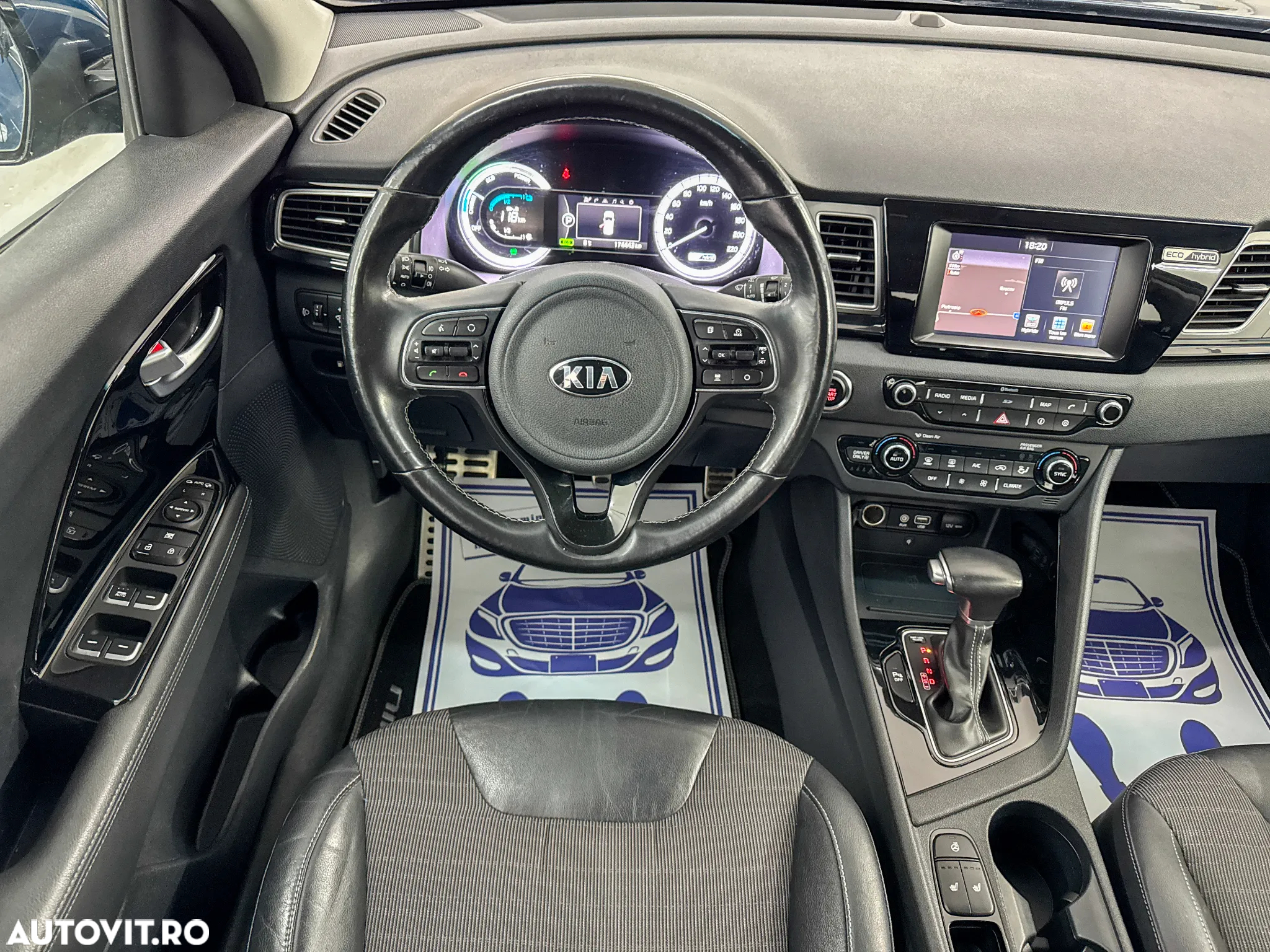 Kia Niro 1.6 GDI 6DCT HEV Premium - 9