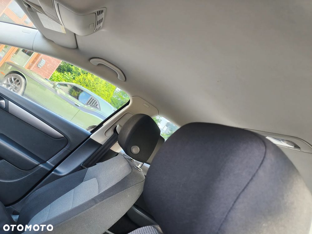 Volkswagen Passat 2.0 Blue TDI SCR Comfortline - 27