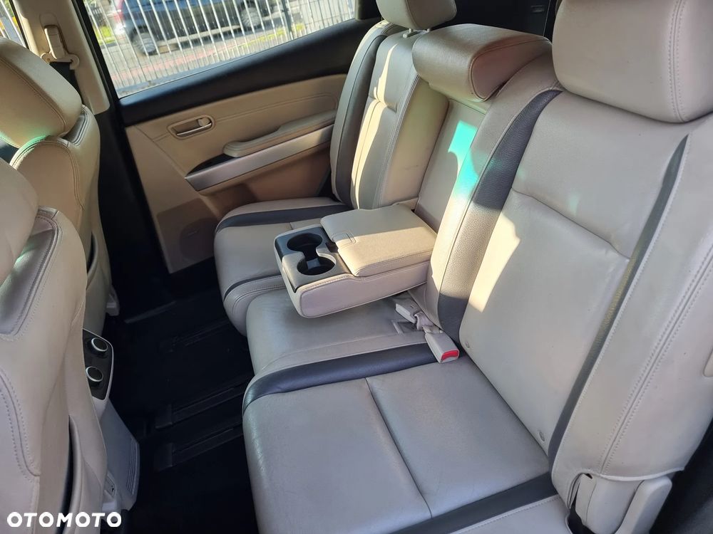 Mazda CX-9 - 18