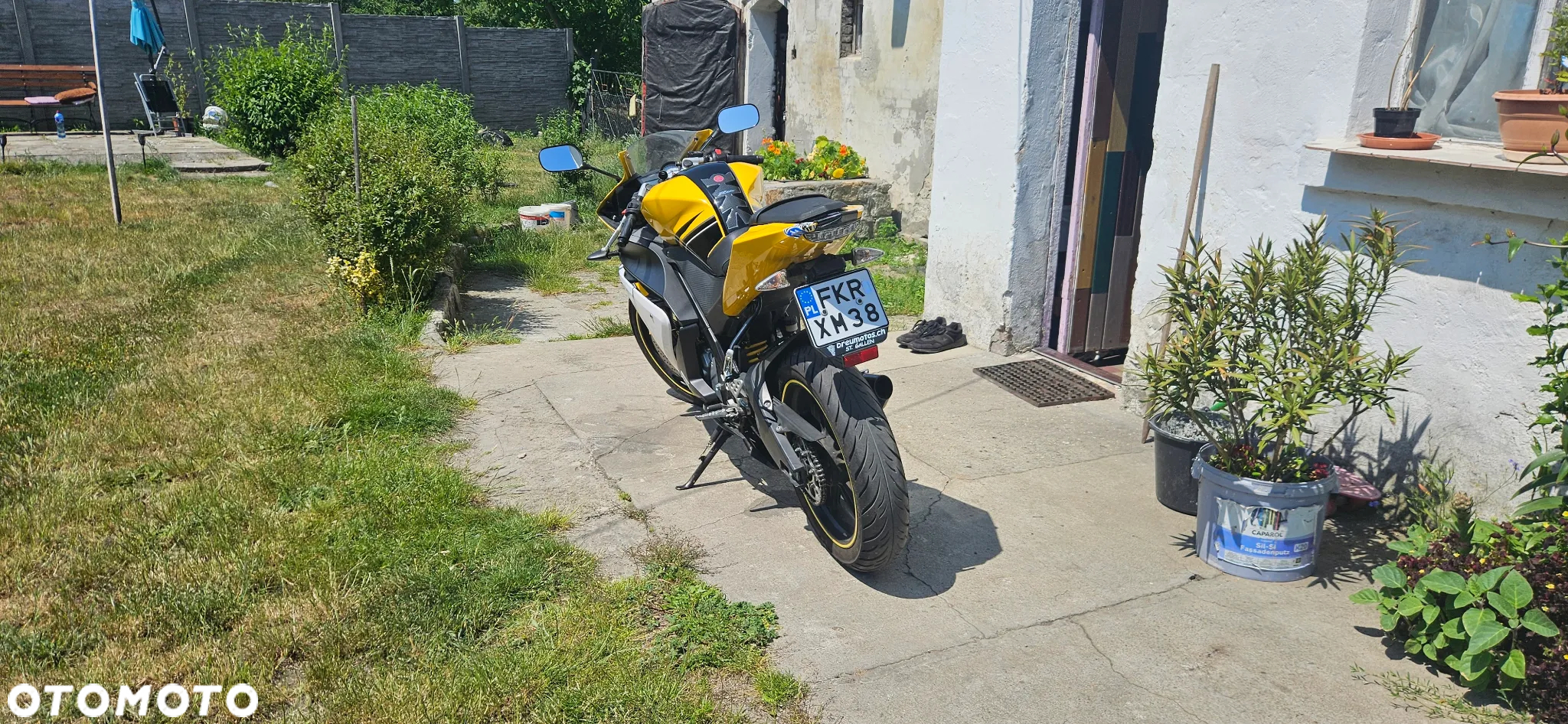 Yamaha YZF - 3
