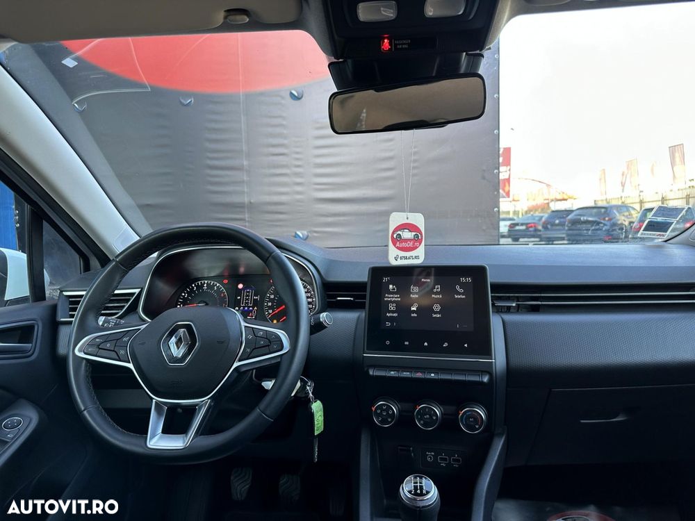Renault Clio - 7