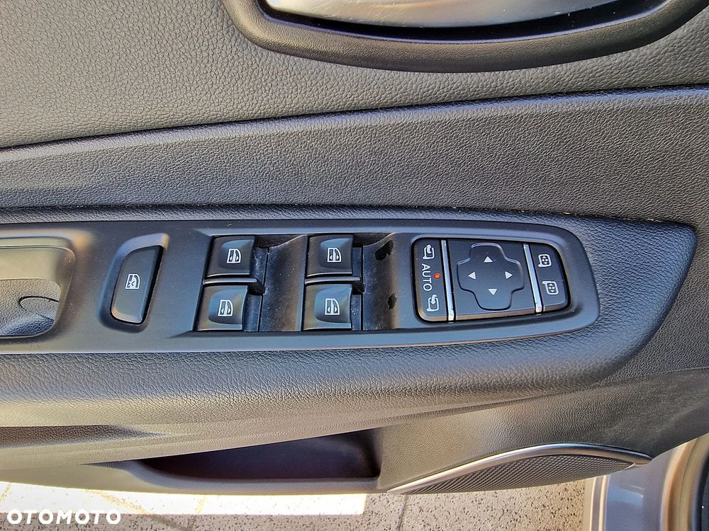 Renault Captur - 12