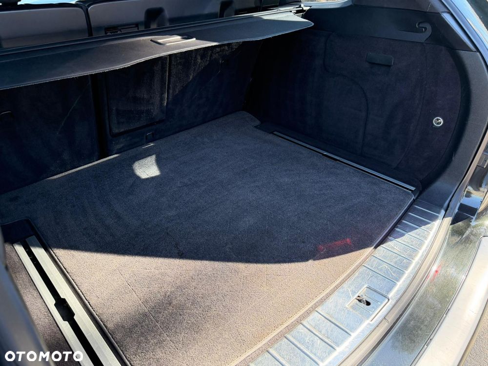 Porsche Cayenne Tiptronic S - 17