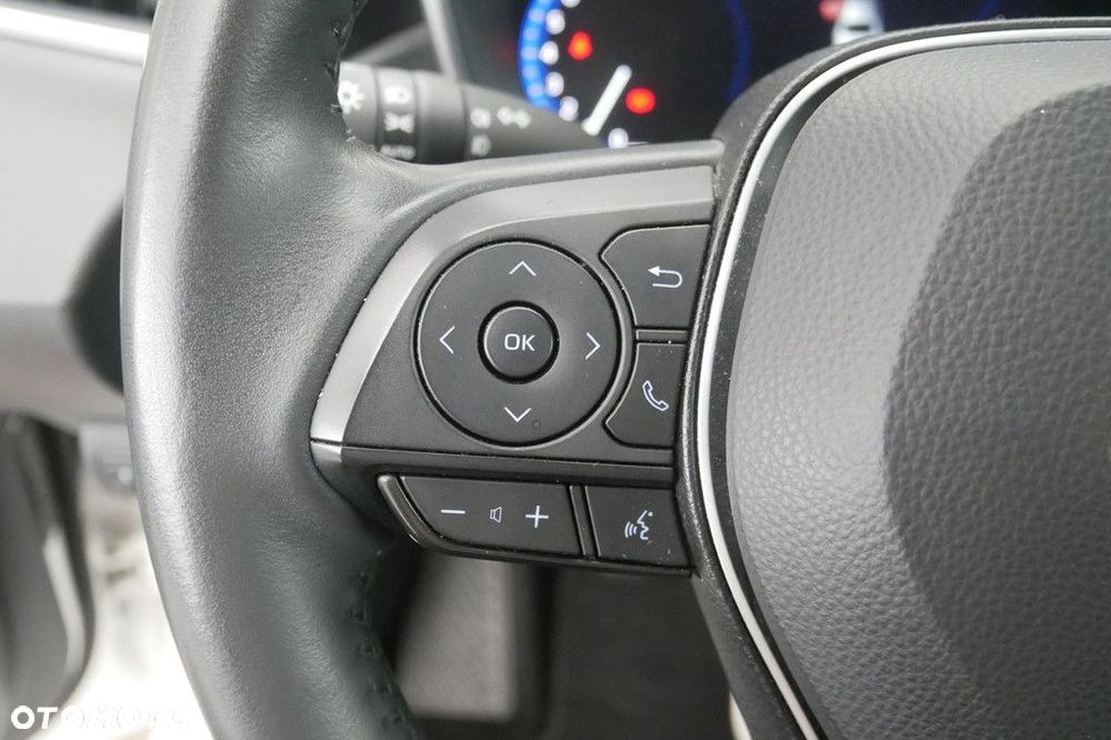 Toyota Corolla - 22