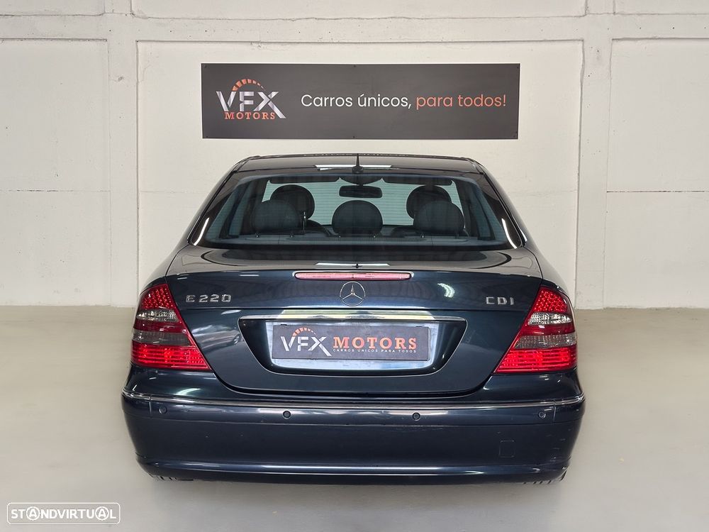 Mercedes-Benz E 220 CDI Avantgarde DPF - 15