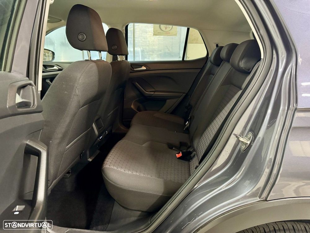 VW T-Cross 1.0 TSI Life - 38