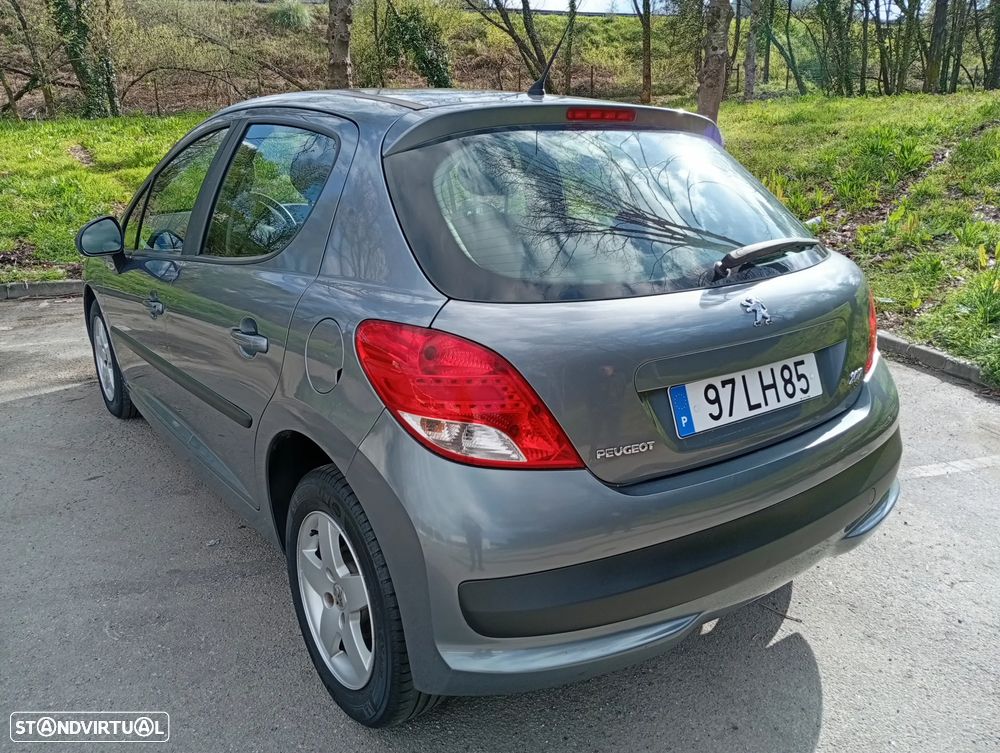 Peugeot 207 1.4 VTi Allure - 4