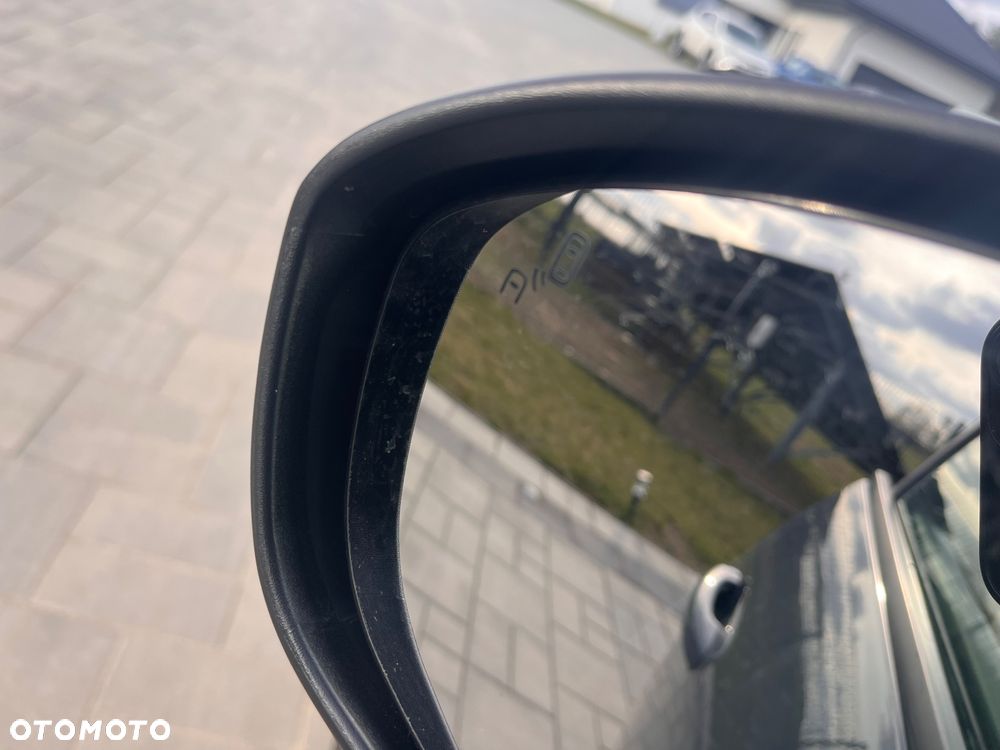 Dacia Sandero TCe 90 Essential - 15