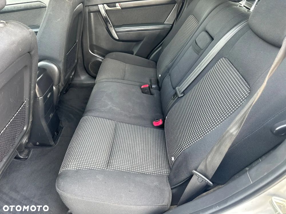 Chevrolet Captiva - 16