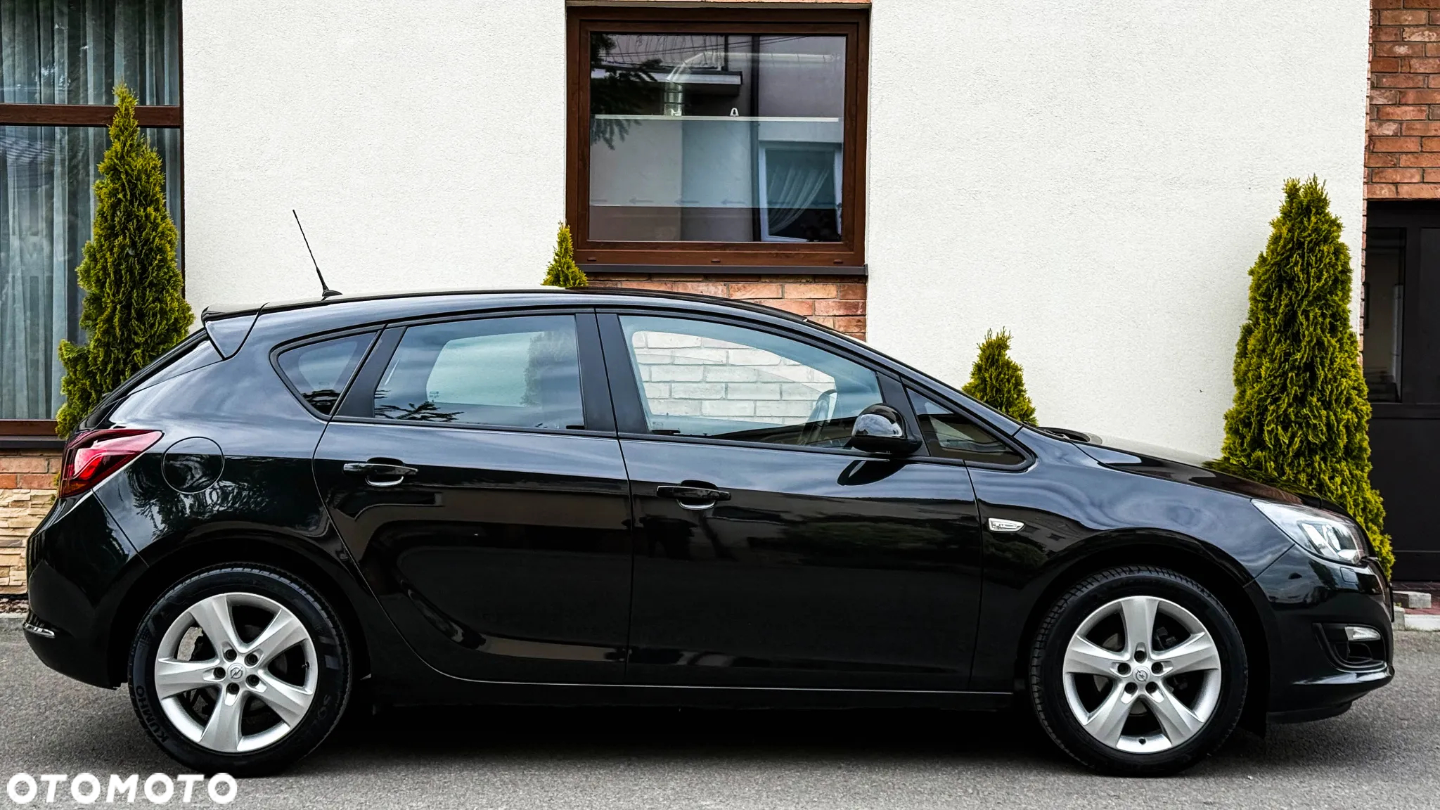 Opel Astra 1.4 Turbo Design Edition - 4