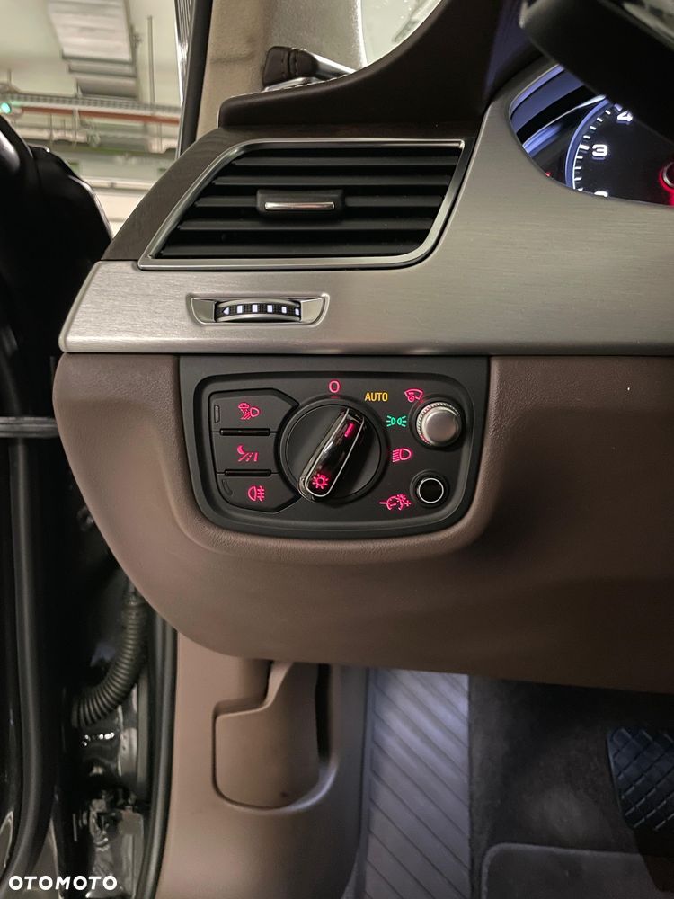 Audi A8 4.0 TFSI cylinder on demand quattro tiptronic - 14