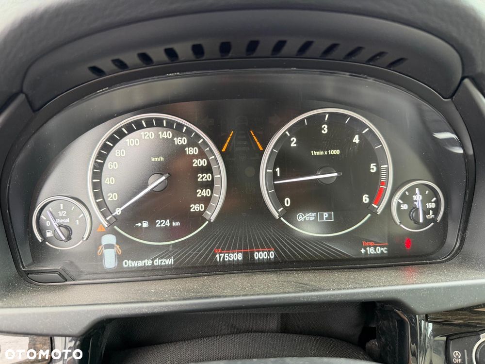 BMW X5 xDrive30d Sport-Aut - 17