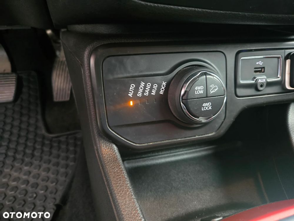 Jeep Renegade 1.3 GSE T4 Turbo Limited 4x4 S&S - 21