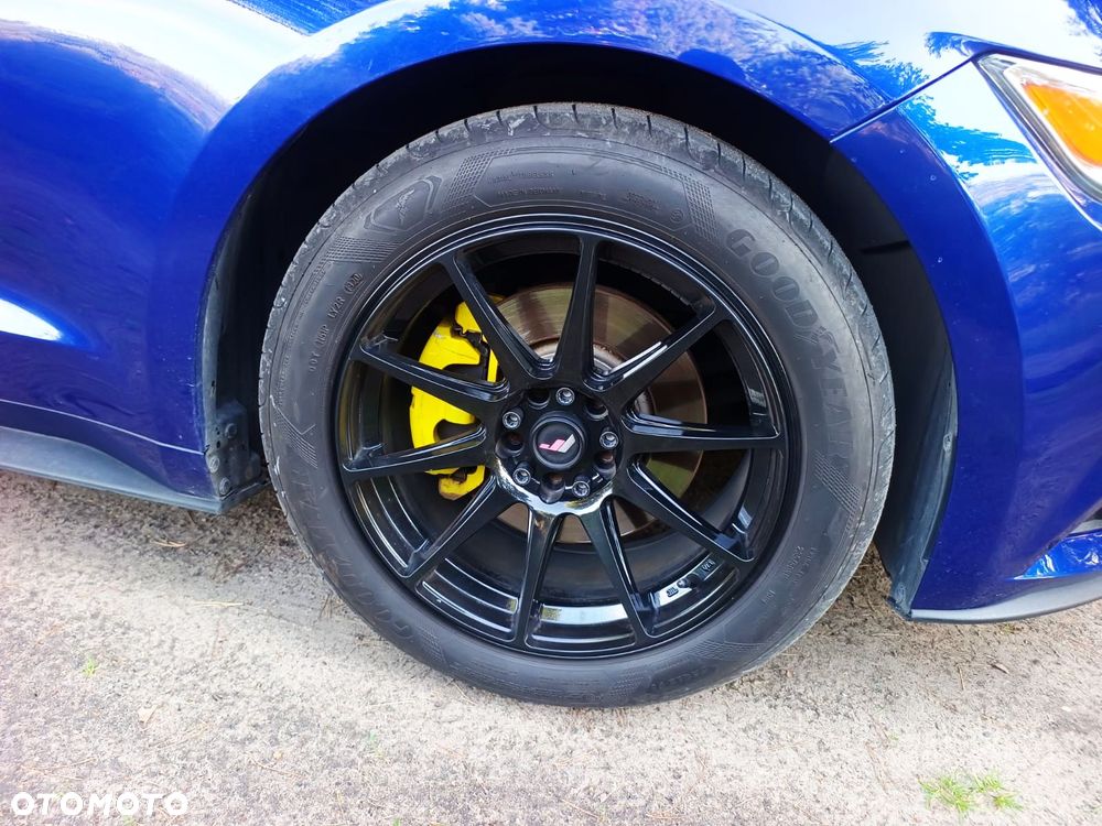 Ford Mustang 3.7 V6 - 5