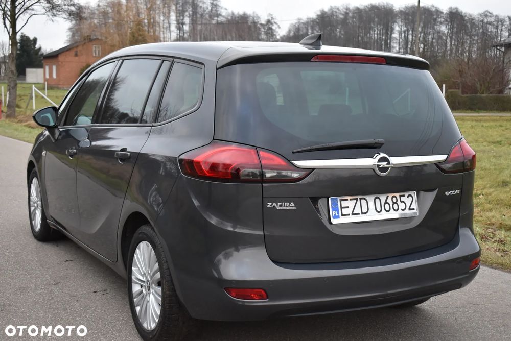 Opel Zafira 1.4 T Cosmo EU6 - 9