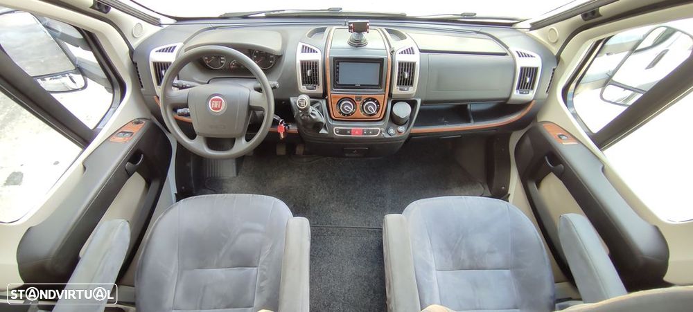 Hymer Car 697 (Cama central - Viesa) - 26