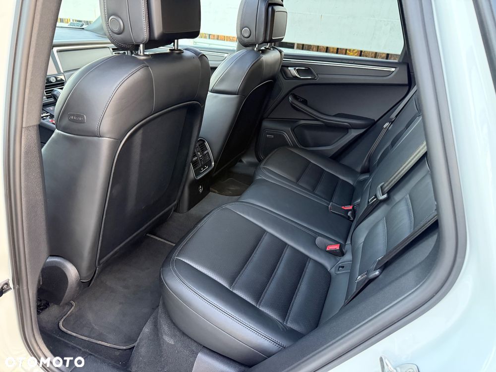 Porsche Macan Standard - 27
