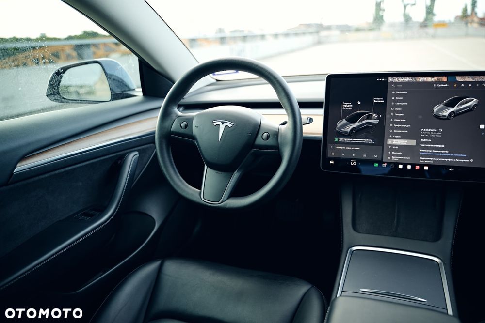 Tesla Model 3 - 17