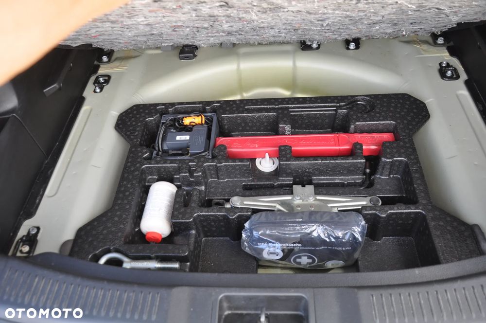 Suzuki SX4 S-Cross 1.6 DDiS Allgrip Comfort - 23
