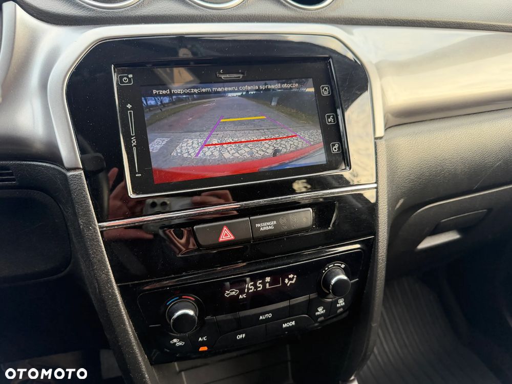 Suzuki Vitara 1.4 Boosterjet Premium 2WD - 32