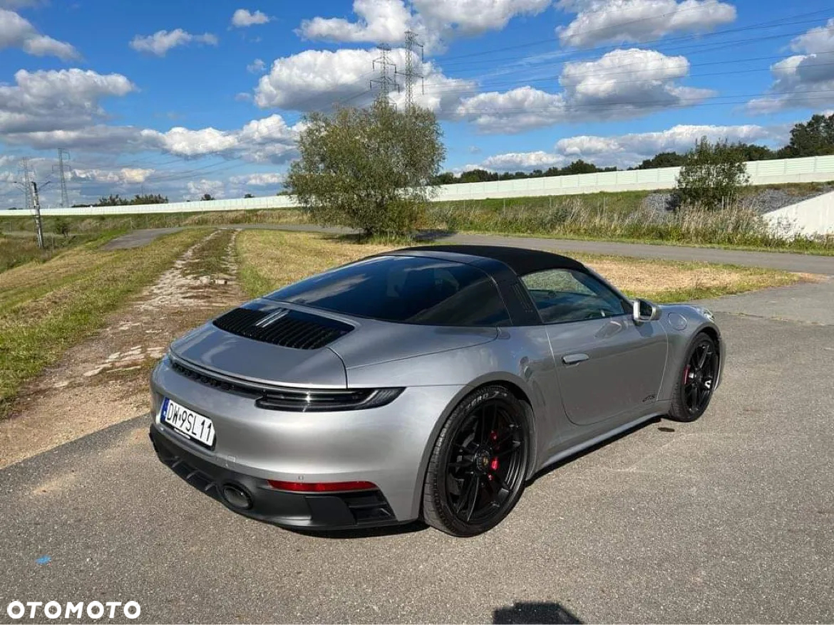 Porsche 911 Targa 4 GTS - 2