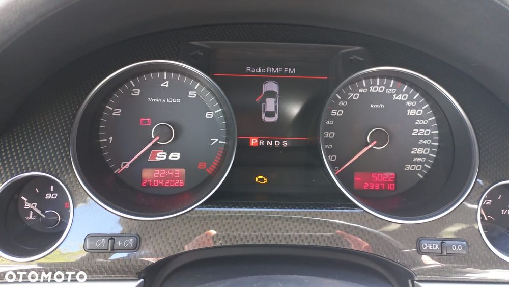 Audi A8 4.2 TDI Quattro - 12