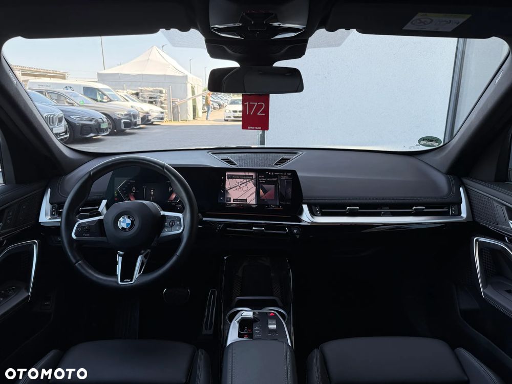 BMW X1 xDrive23d mHEV - 16