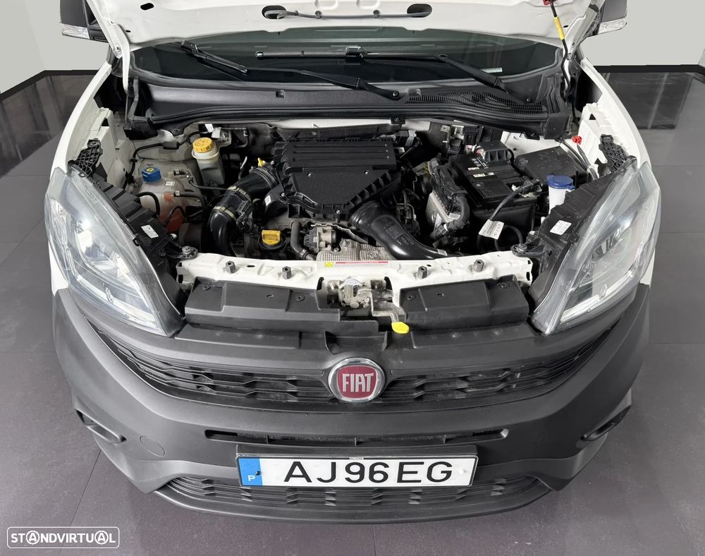 Fiat DOBLO CARGO 1.3 M-JET 95 CV - 3 LUGARES - IVA DEDUTIVÉL - 46