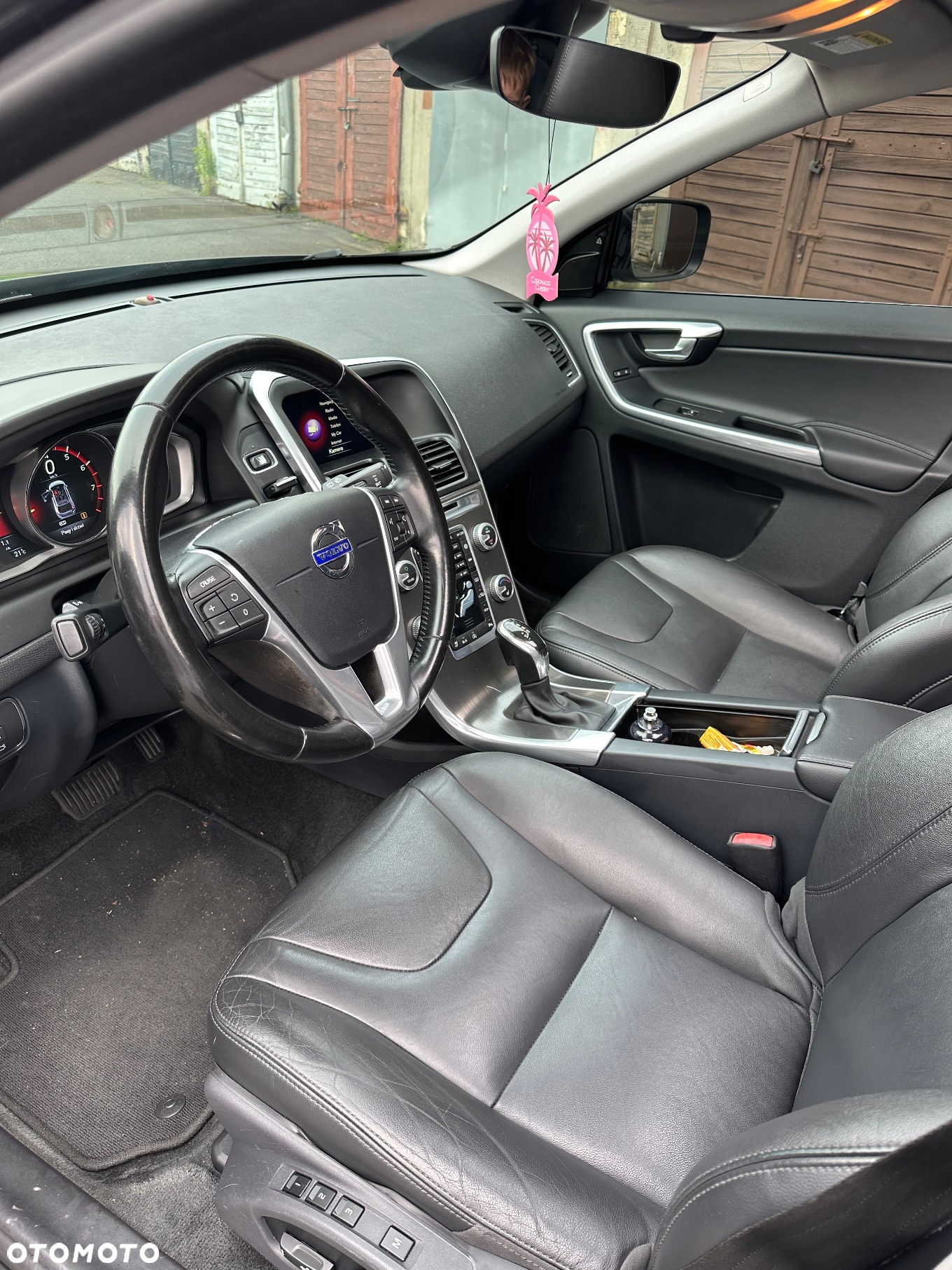 Volvo XC 60 T6 AWD Drive-E Momentum - 15