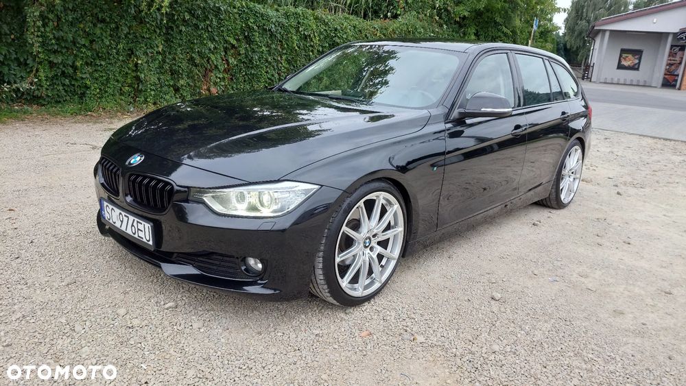 BMW Seria 3 318d DPF Touring Edition Sport - 18