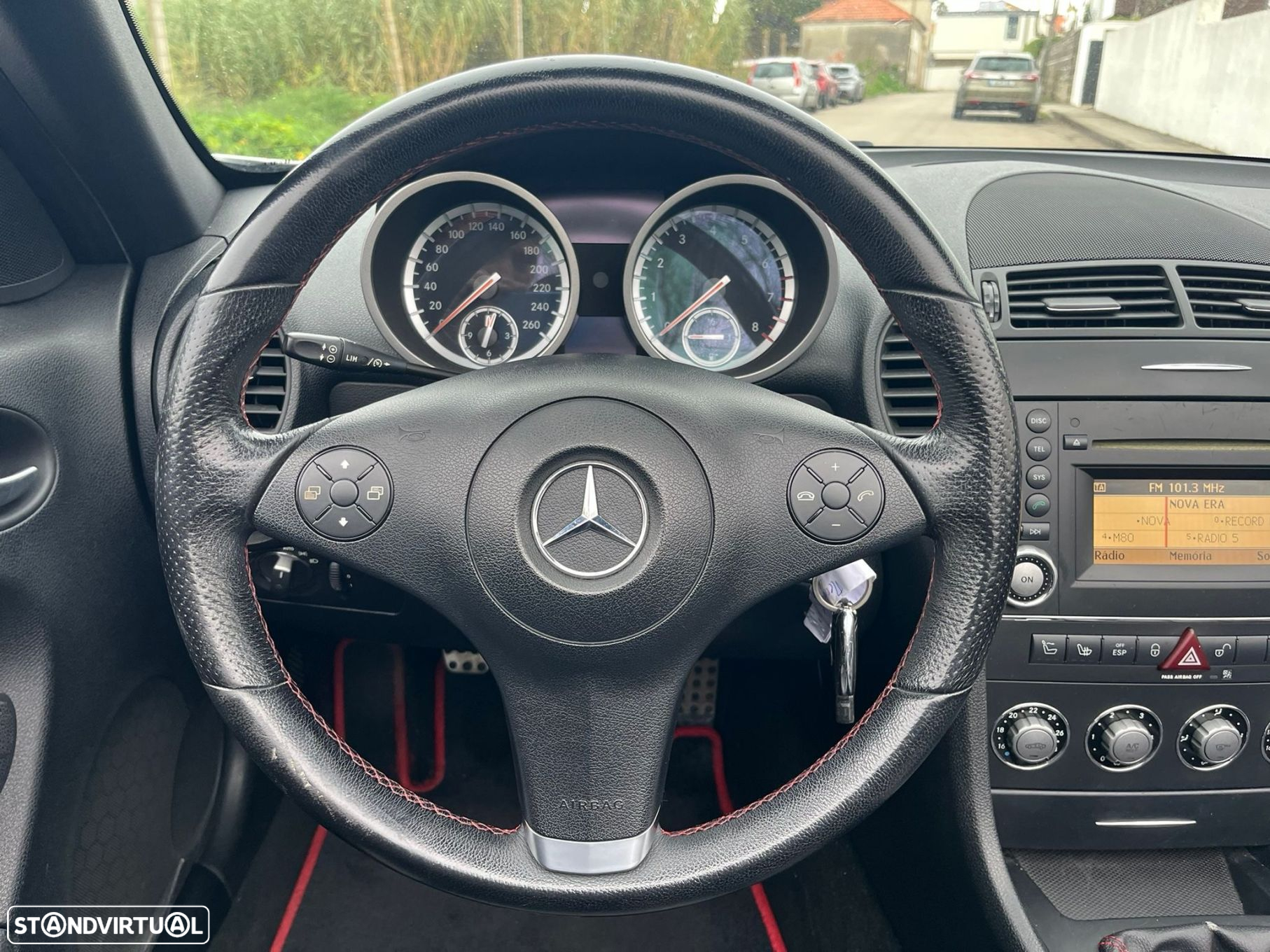 Mercedes-Benz SLK 200 - 32