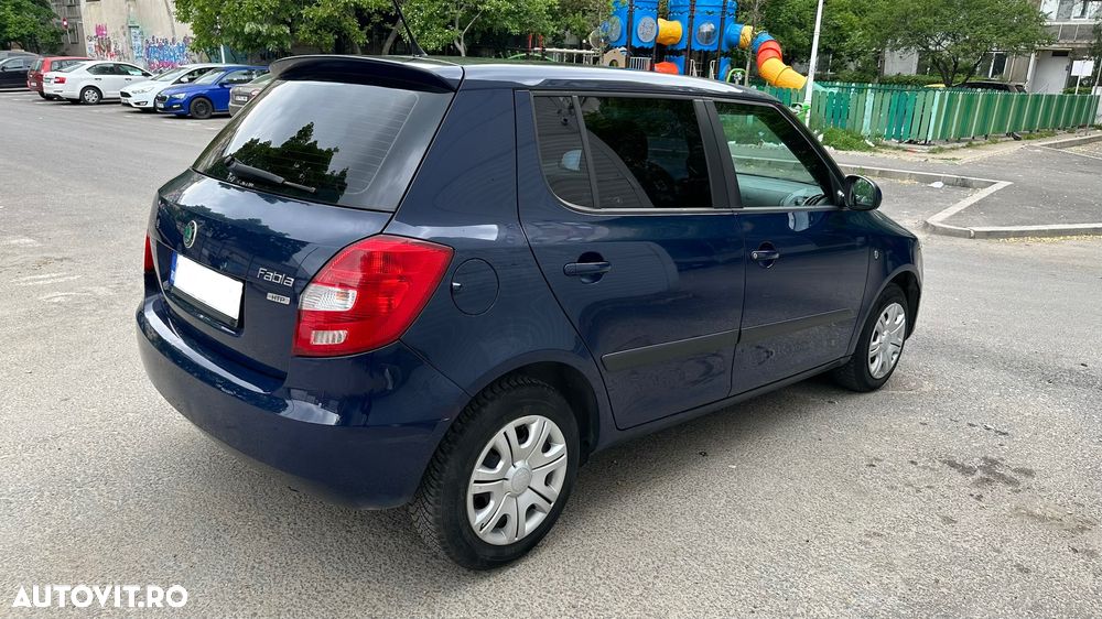 Skoda Fabia 1.2 HTP Elite - 4